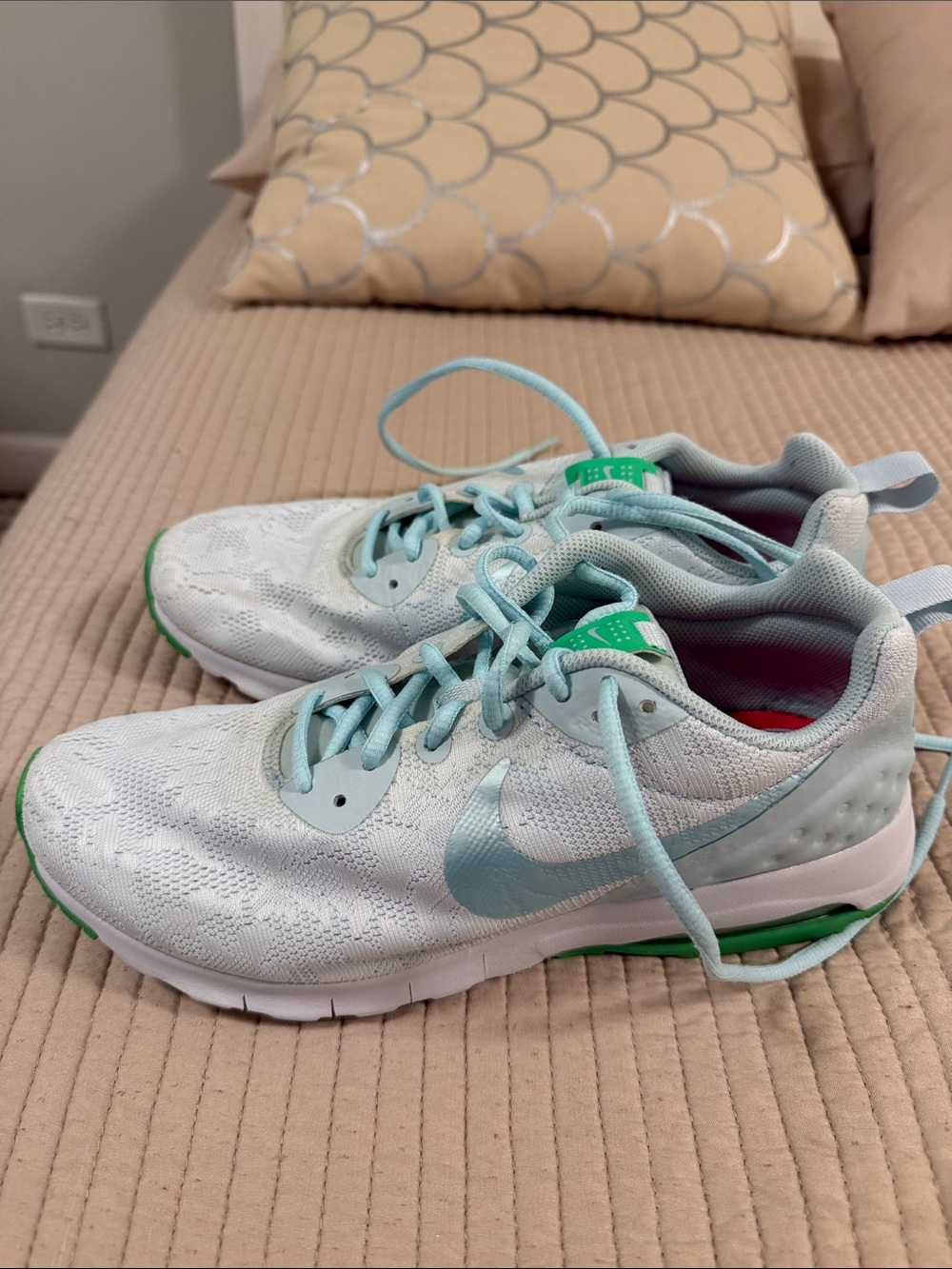 Nike women Light Blue and White Running Shoes
